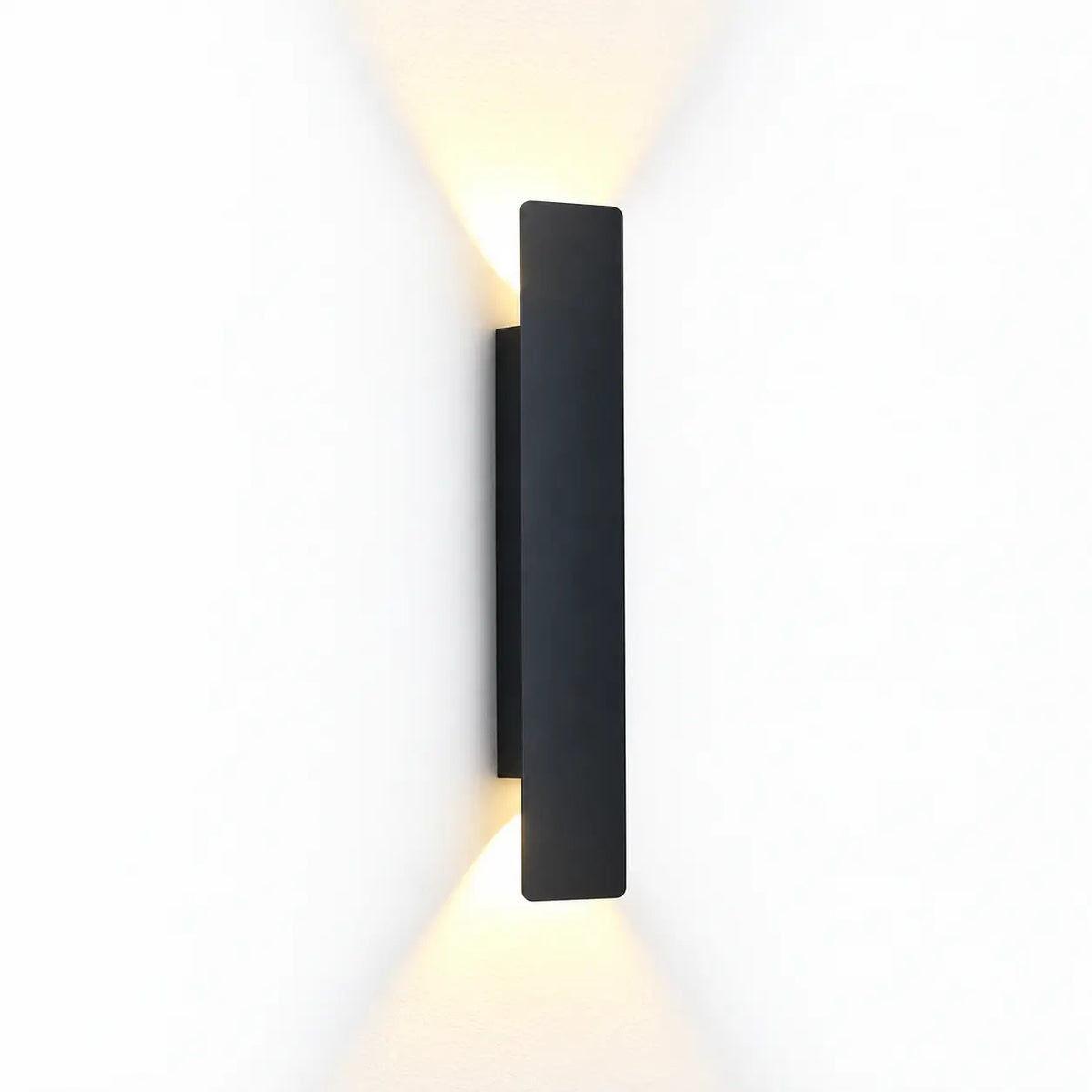 Applique murale extérieure LED linéaire IP65 en aluminium noir, éclairage haut et bas – LINEA | Lumylys