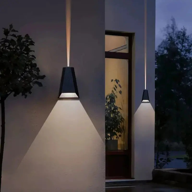 Applique murale extérieure LED IP65 en aluminium, éclairage haut et bas – CONO | Lumylys