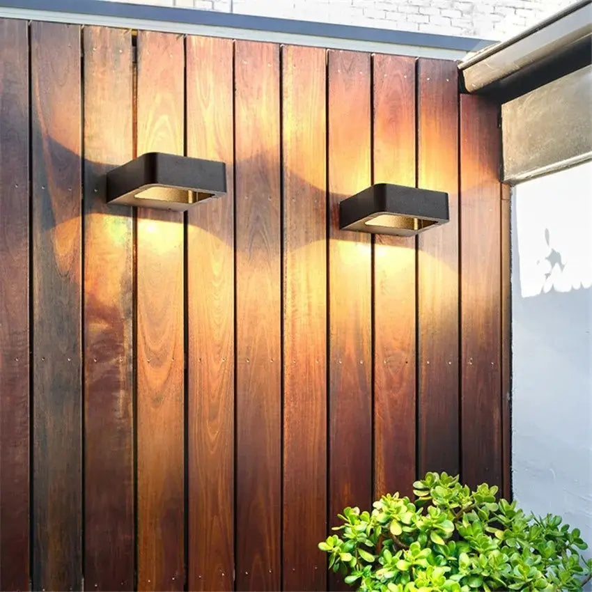 Applique murale extérieure LED IP65 en aluminium avec détecteur de mouvement – QUADRA | Lumylys